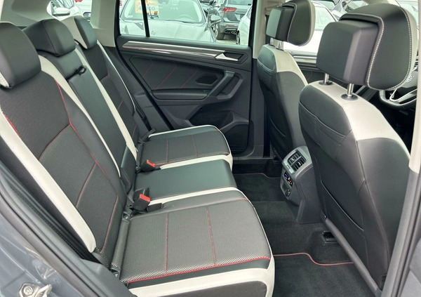 Volkswagen Tiguan cena 164900 przebieg: 19626, rok produkcji 2021 z Zambrów małe 781